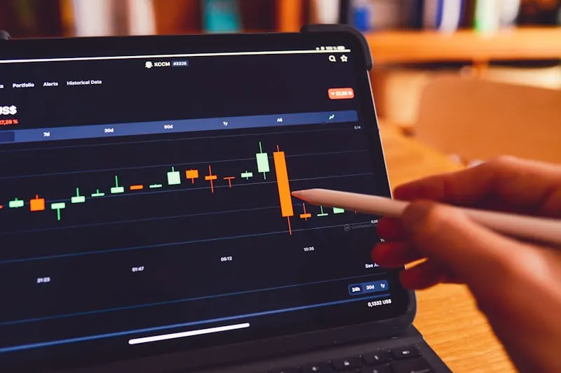 Tableau d’indicateurs consulté sur écran pour suivre une délégation